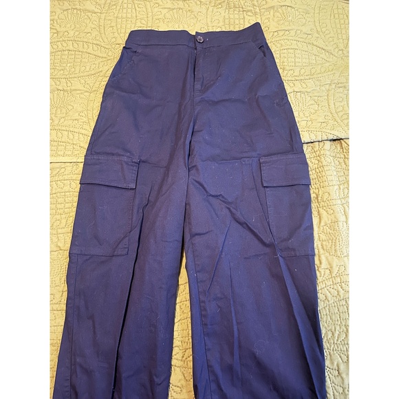 Papaya Navy Blue Cargo Pants – Size Small--Like New - Picture 2 of 5